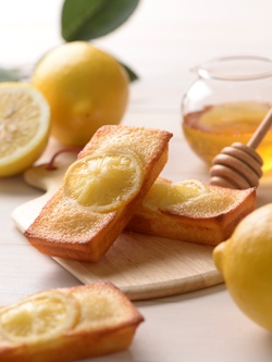 lemonfinancier.jpg