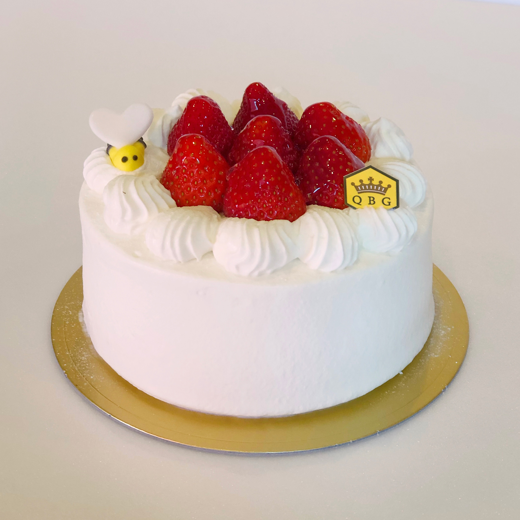 ケーキ イデミスギノ ホール 『言葉では表現できない程の幸せ。イデミスギノのケーキ達 ～至福バースデーケーキに感謝！』by